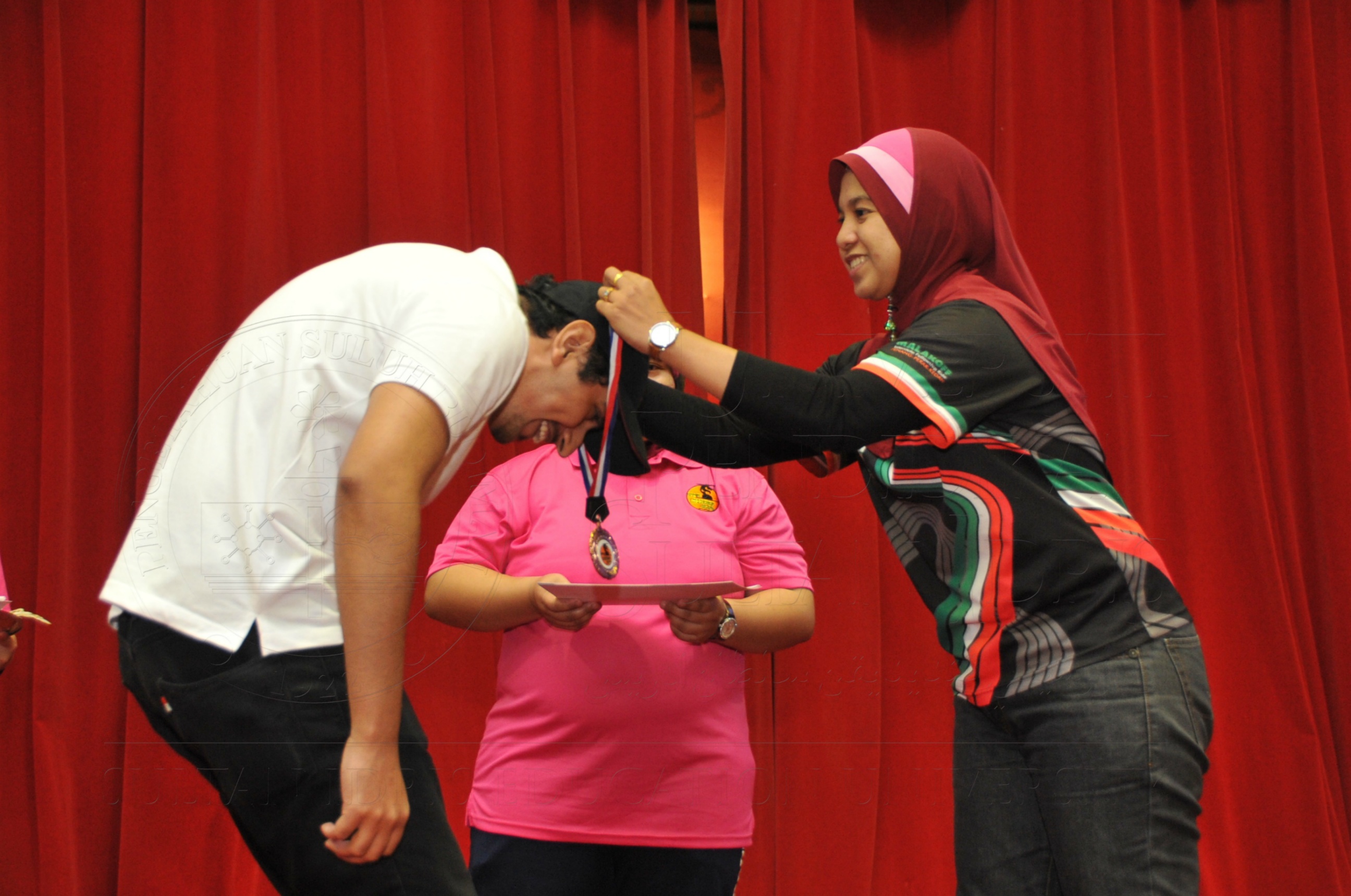 PRO15 158 CATUR HAS 9453